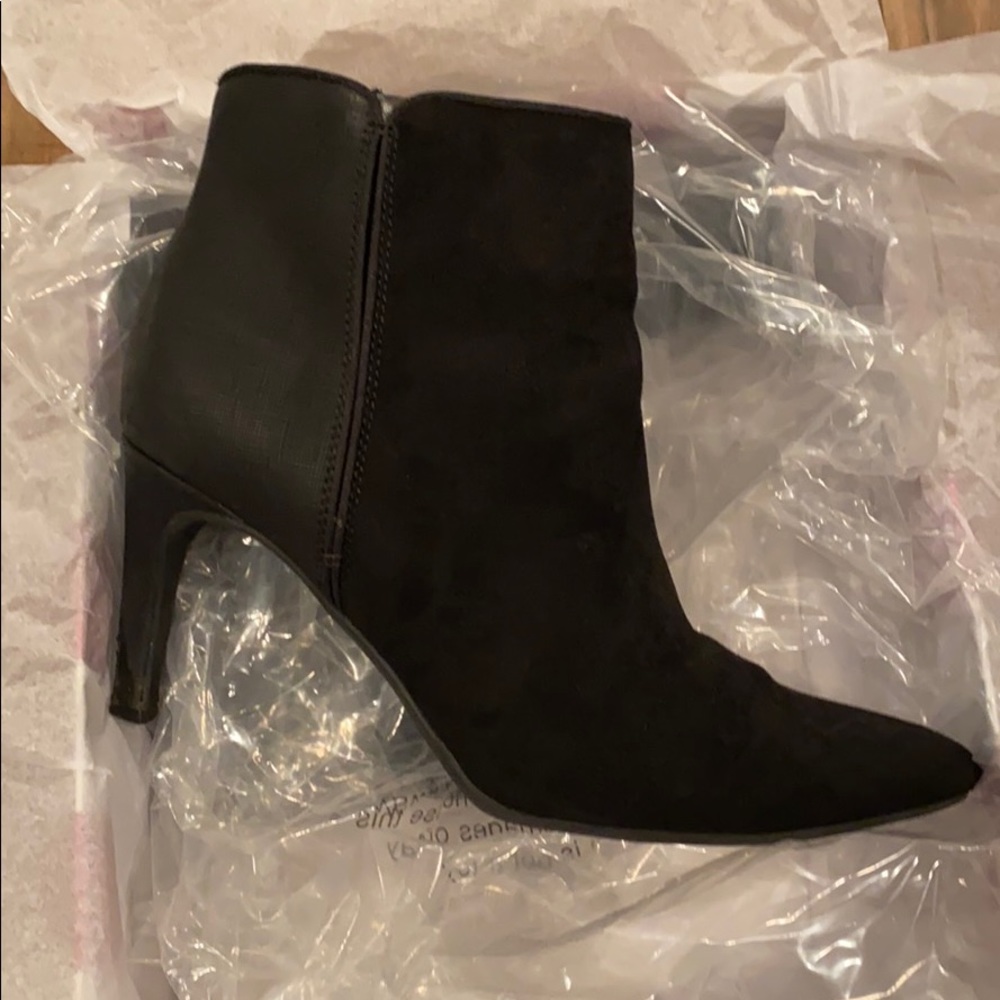Sam Edelman Black Booties
